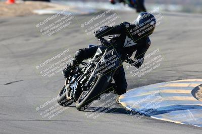 media/Jan-09-2022-SoCal Trackdays (Sun) [[2b1fec8404]]/Turns 9 and 8 (920am)/